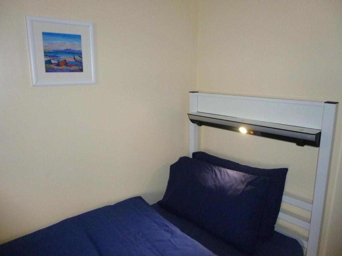 Port Charlotte Youth Hostel Exterior photo