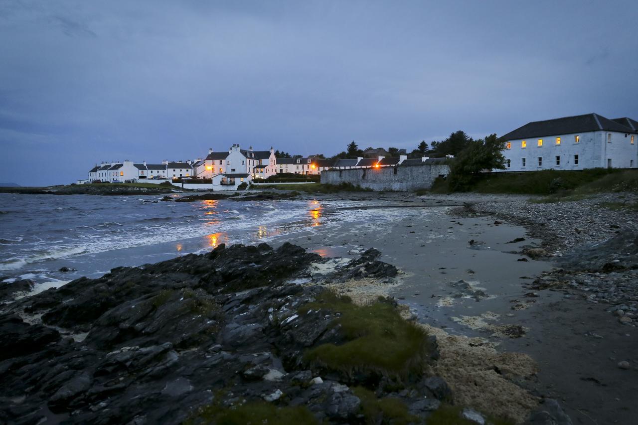 Port Charlotte Youth Hostel Exterior photo