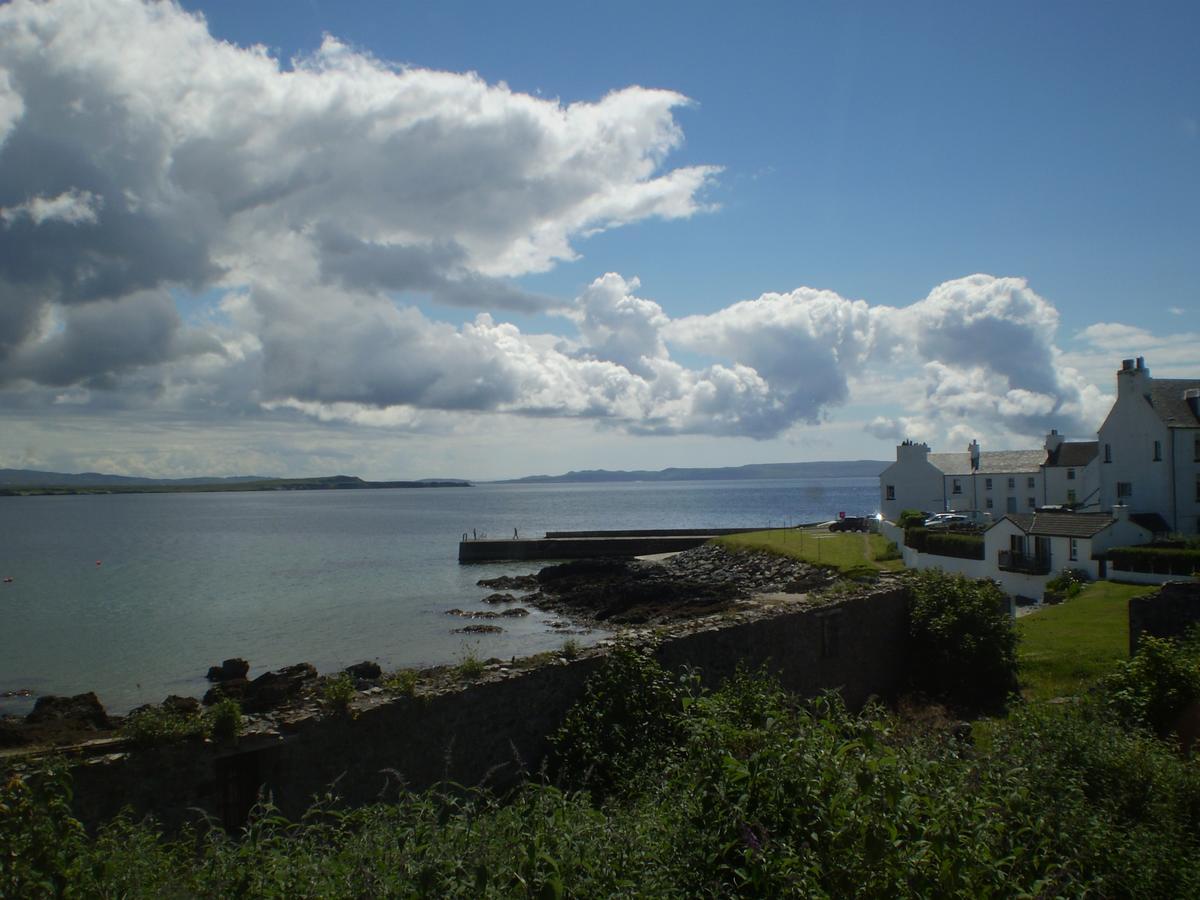 Port Charlotte Youth Hostel Exterior photo